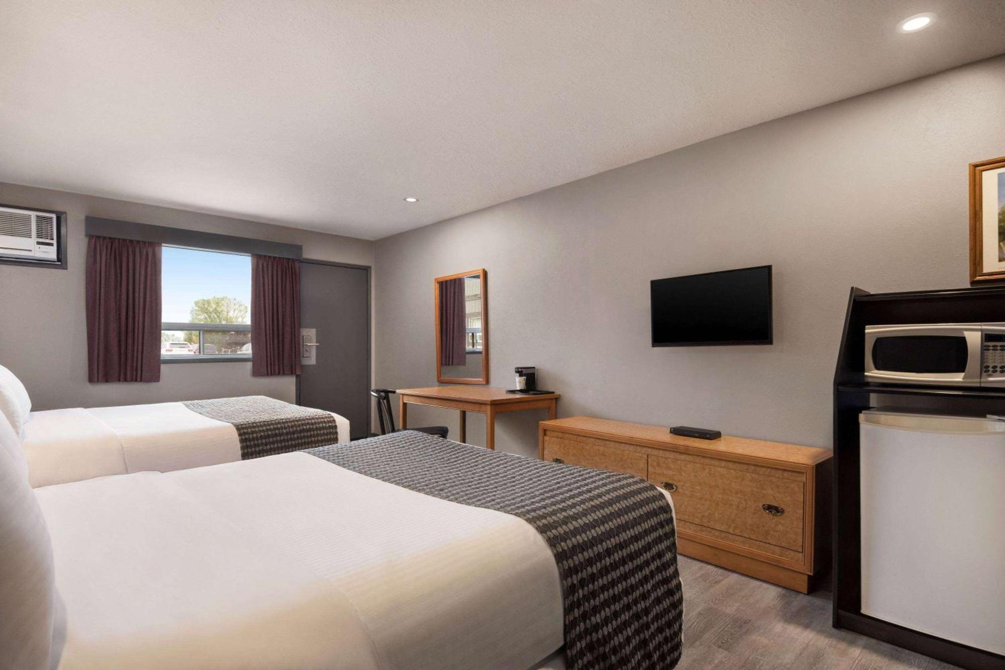 Travelodge By Wyndham Brandon Zewnętrze zdjęcie