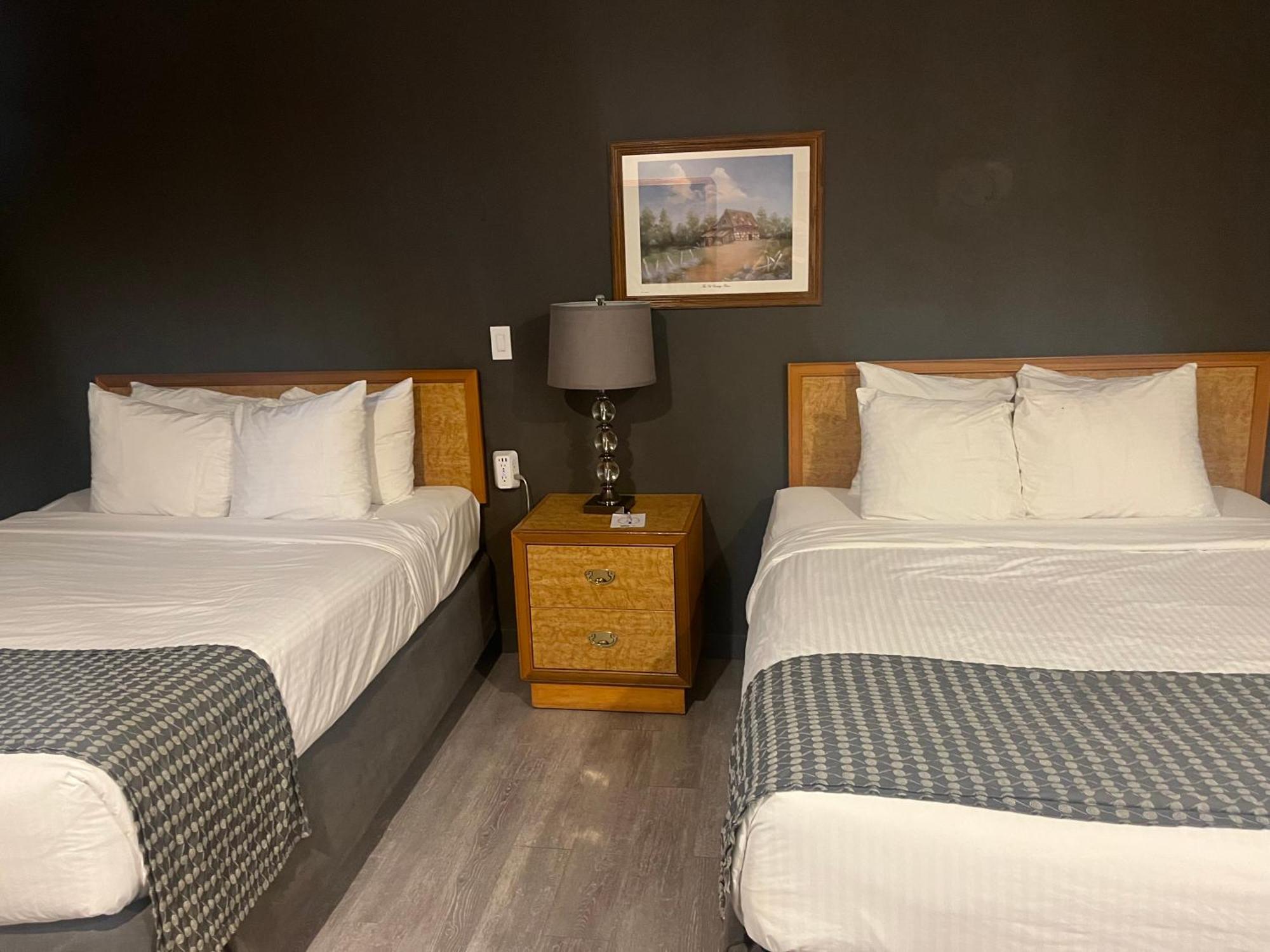 Travelodge By Wyndham Brandon Zewnętrze zdjęcie