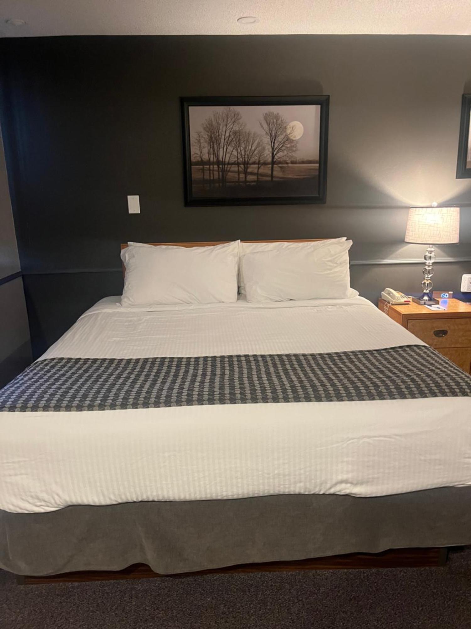 Travelodge By Wyndham Brandon Zewnętrze zdjęcie