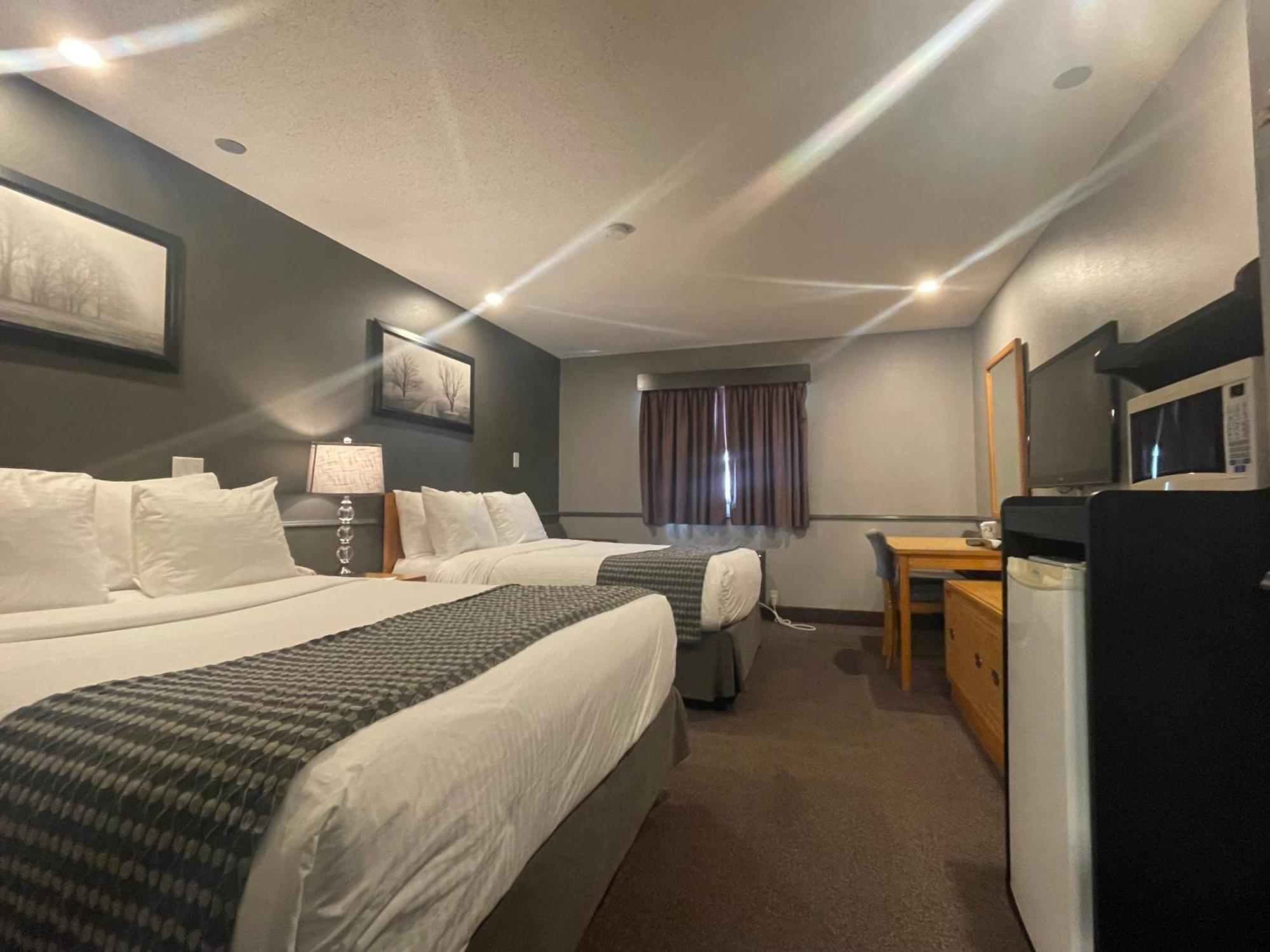 Travelodge By Wyndham Brandon Zewnętrze zdjęcie