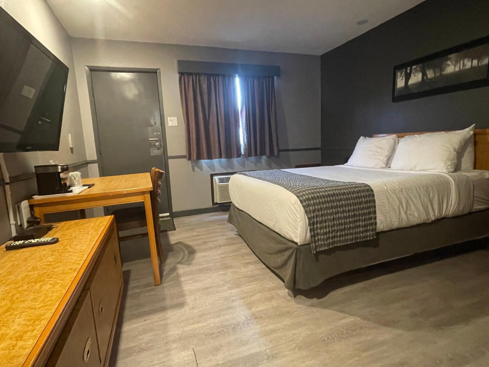 Travelodge By Wyndham Brandon Zewnętrze zdjęcie